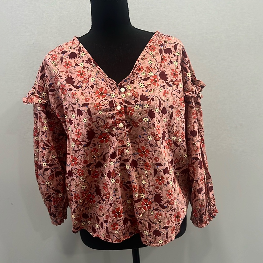 Free assembly floral blouse